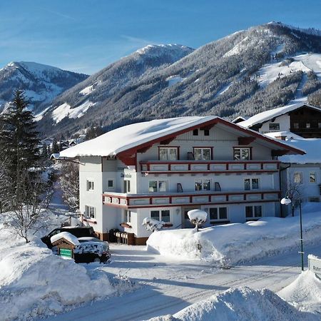 Appartements-Pension Lindenheim Schladming Exterior photo